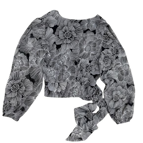 Express V-Neck Wrap Top Floral Black And White Long Sleeves SZ XS NEW WITH TAGS - Picture 8 of 9